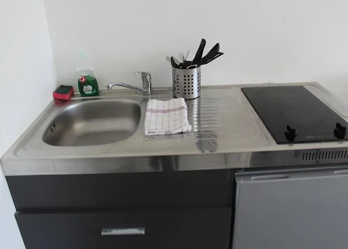 Etablissements Coulon - *