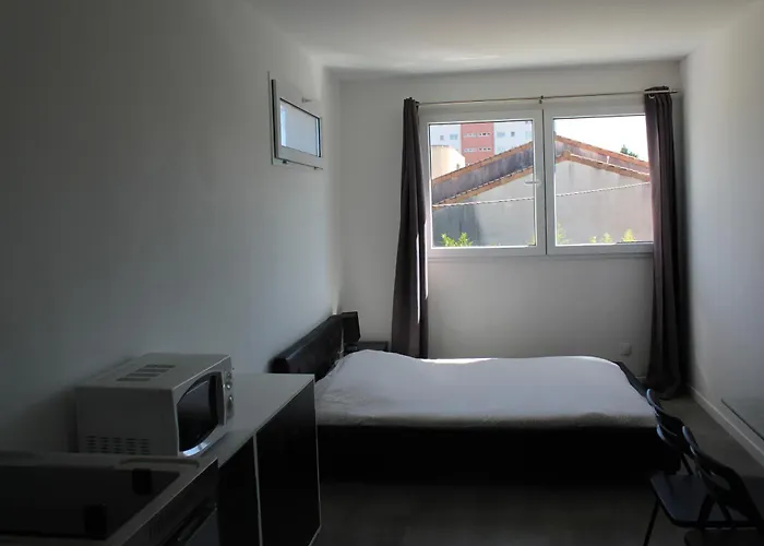 Etablissements Coulon - Apartment