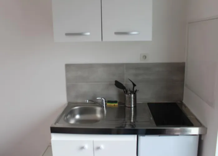 Etablissements Coulon - *